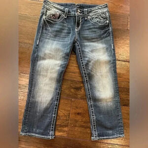 Vigoss Chelsea Capris - size 5/6